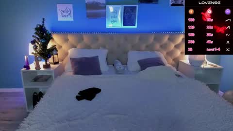 Kathleen  GTM 3 400-1000 Mon Wed Wed Sat Sun  online show from December 14, 2:56 am