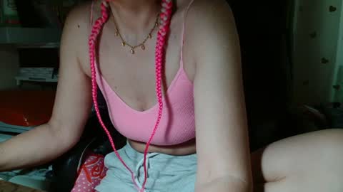 Snapshot of kathleenedwards chatting on June 22, 9:28 am Kathleen online show from June 22, 9:28 am