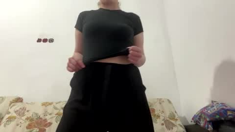 Jessie online show from May 31, 6:09 pm