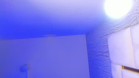 Snapshot of kathy18_ chatting on December 20, 6:29 am Kathy online show from December 20, 6:29 am