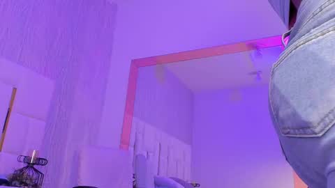 Snapshot of kathy18_ chatting on February 22, 3:23 am Kathy online show from February 22, 3:23 am