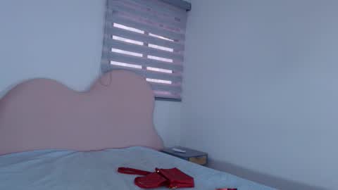 kathy19_1 online show from March 12, 7:31 pm