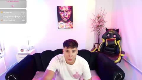 Kathia Thiago  online show from March 3, 12:39 am