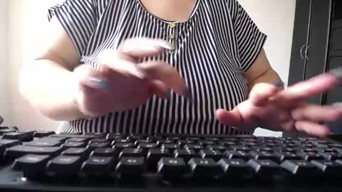 Snapshot of kathybigboobsbbw_ chatting on December 25, 3:17 pm kathybigboobsbbw_ online show from December 25, 3:17 pm
