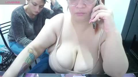 Snapshot of kathybigboobsbbw_ chatting on January 28, 3:46 pm kathybigboobsbbw_ online show from January 28, 3:46 pm