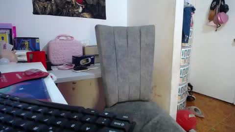 Snapshot of kathybigboobsbbw_ chatting on February 16, 10:43 pm kathybigboobsbbw_ online show from February 16, 10:43 pm