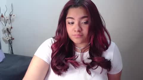 kathygonzalez_ online show from February 15, 8:54 pm