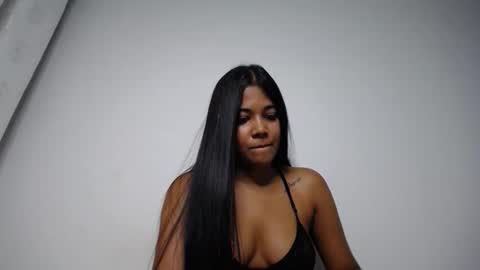 Snapshot of kathypierce20 chatting on February 17, 11:44 pm Kathy Pierce online show from February 17, 11:44 pm