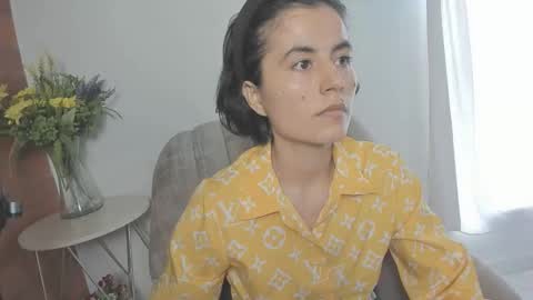 Snapshot of katia_12_ chatting on February 1, 5:33 pm katia_12_ online show from February 1, 5:33 pm