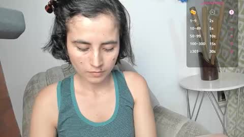 Snapshot of katia_12_ chatting on February 25, 4:33 am katia_12_ online show from February 25, 4:33 am