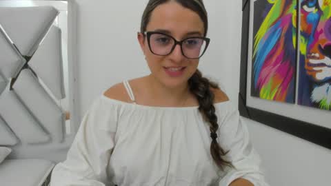 Khaterine online show from January 27, 6:52 pm