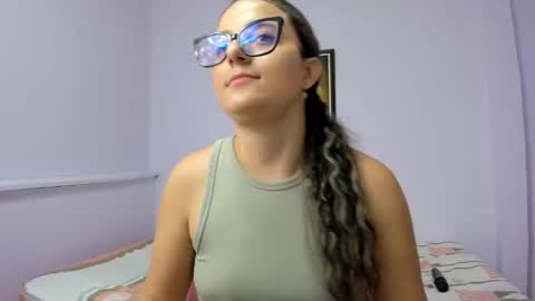 Khaterine online show from February 3, 3:17 pm