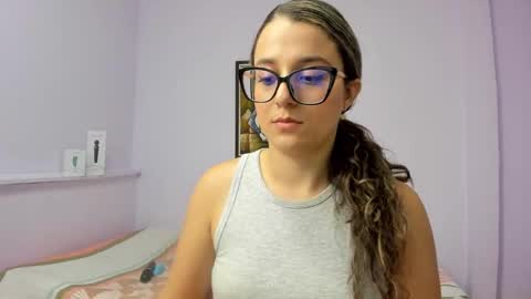 Khaterine online show from February 4, 3:36 pm