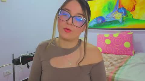 Snapshot of katia_foxx chatting on July 11, 2:58 am Khaterine online show from July 11, 2:58 am