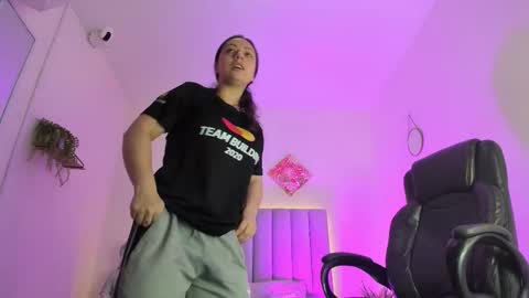 Snapshot of katia_gh chatting on October 30, 11:22 am Katia online show from October 30, 11:22 am