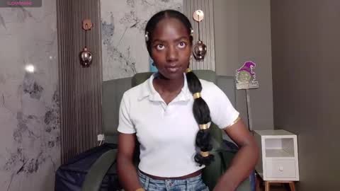 Snapshot of katia_green chatting on October 31, 11:55 am Katia online show from October 31, 11:55 am