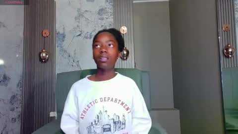 Snapshot of katia_green chatting on November 9, 11:19 am Katia online show from November 9, 11:19 am