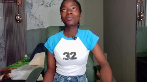 Snapshot of katia_green chatting on November 17, 11:38 am Katia online show from November 17, 11:38 am