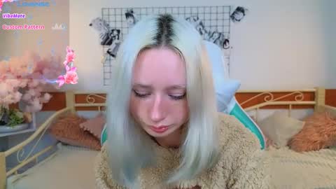 Katia  online show from March 26, 7:03 am