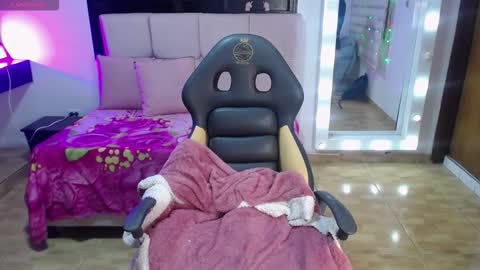 katia_pretty_ online show from February 14, 4:04 pm