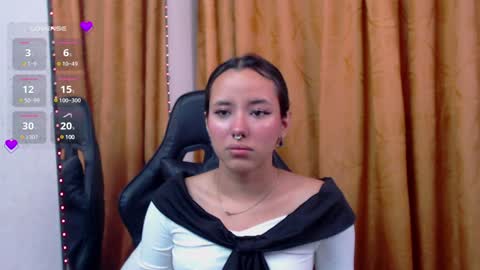 Snapshot of katiacuper chatting on February 7, 1:32 pm Katia Cuper online show from February 7, 1:32 pm