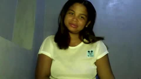 Snapshot of katibeauty00 chatting on May 16, 8:00 am katibeauty00 online show from May 16, 8:00 am