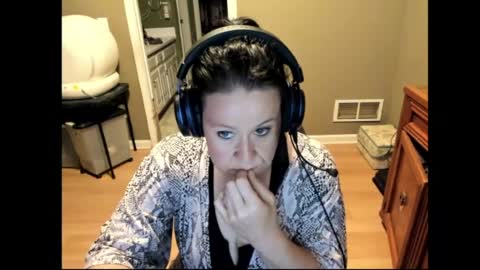 Katie online show from April 4, 3:27 am