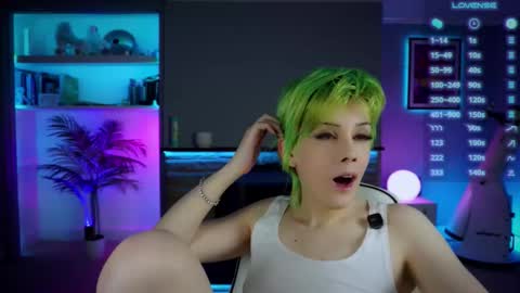 Katie online show from November 24, 8:41 pm