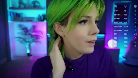 Katie online show from January 17, 7:28 pm