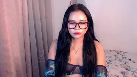 Kate online show from April 12, 6:13 pm