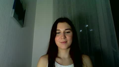 katie_foxi online show from October 29, 4:20 pm