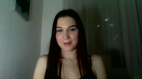 katie_foxi online show from December 15, 8:13 pm