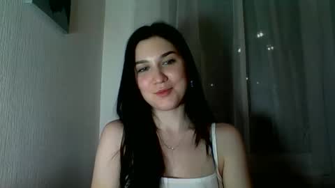 katie_foxi online show from April 6, 11:38 pm