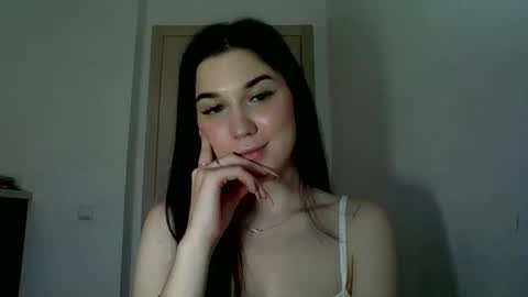 katie_foxi online show from May 30, 2:58 pm