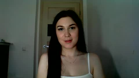 katie_foxi online show from June 15, 5:26 pm