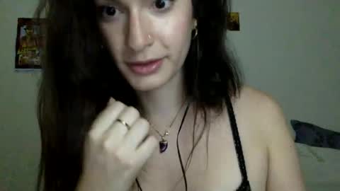 katie_jones_30 online show from July 24, 8:40 pm