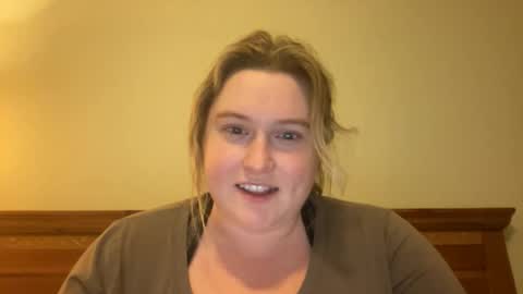 Snapshot of katiecopper27 chatting on May 21, 3:02 am katiecopper27 online show from May 21, 3:02 am