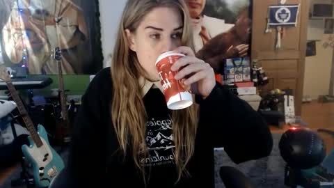 Snapshot of katiecutie_5 chatting on December 19, 4:02 am Katie online show from December 19, 4:02 am