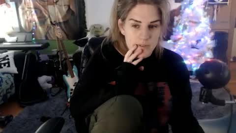 Snapshot of katiecutie_5 chatting on January 9, 4:41 am Katie online show from January 9, 4:41 am