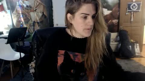 Snapshot of katiecutie_5 chatting on February 7, 6:24 am Katie online show from February 7, 6:24 am