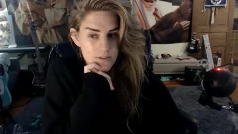 Snapshot of katiecutie_5 chatting on November 20, 5:51 am Katie online show from November 20, 5:51 am