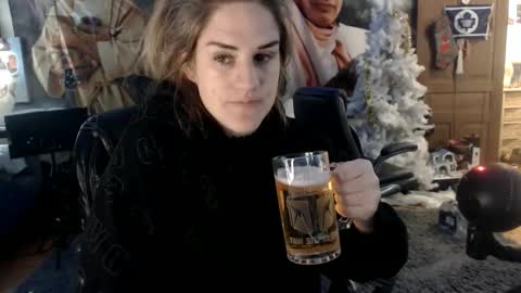 Snapshot of katiecutie_5 chatting on December 18, 4:40 am Katie online show from December 18, 4:40 am