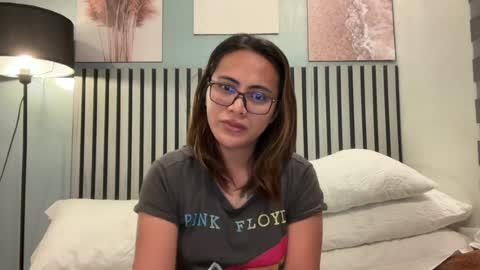 Snapshot of katiefrox_ chatting on July 14, 10:21 am katiefrox online show from July 14, 10:21 am