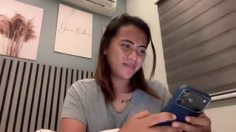 Snapshot of katiefrox_ chatting on July 29, 1:20 pm katiefrox online show from July 29, 1:20 pm