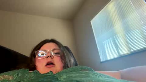 katishere966086 online show from May 12, 12:52 am