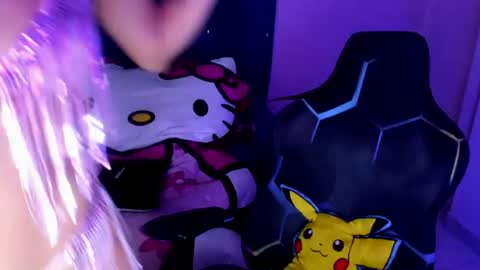 Snapshot of katiuska_doll_squirt chatting on June 21, 12:30 pm katiuska_doll_squirt online show from June 21, 12:30 pm