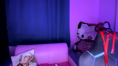 Snapshot of katiuska_doll_squirt chatting on June 30, 12:28 pm katiuska_doll_squirt online show from June 30, 12:28 pm