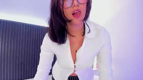 KATIUSKA online show from October 3, 8:17 pm