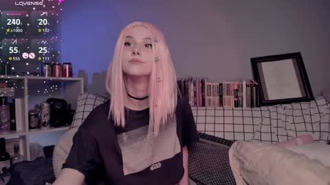 Snapshot of katkittykate chatting on November 14, 5:00 pm katkittykate online show from November 14, 5:00 pm