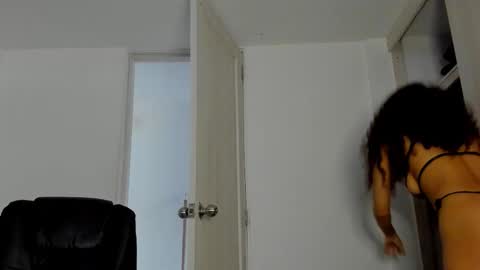 Snapshot of katrhin_66 chatting on November 26, 9:38 pm Kathrin online show from November 26, 9:38 pm